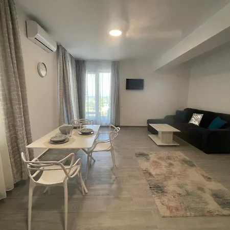 Mamaia Sian Apartament アパート